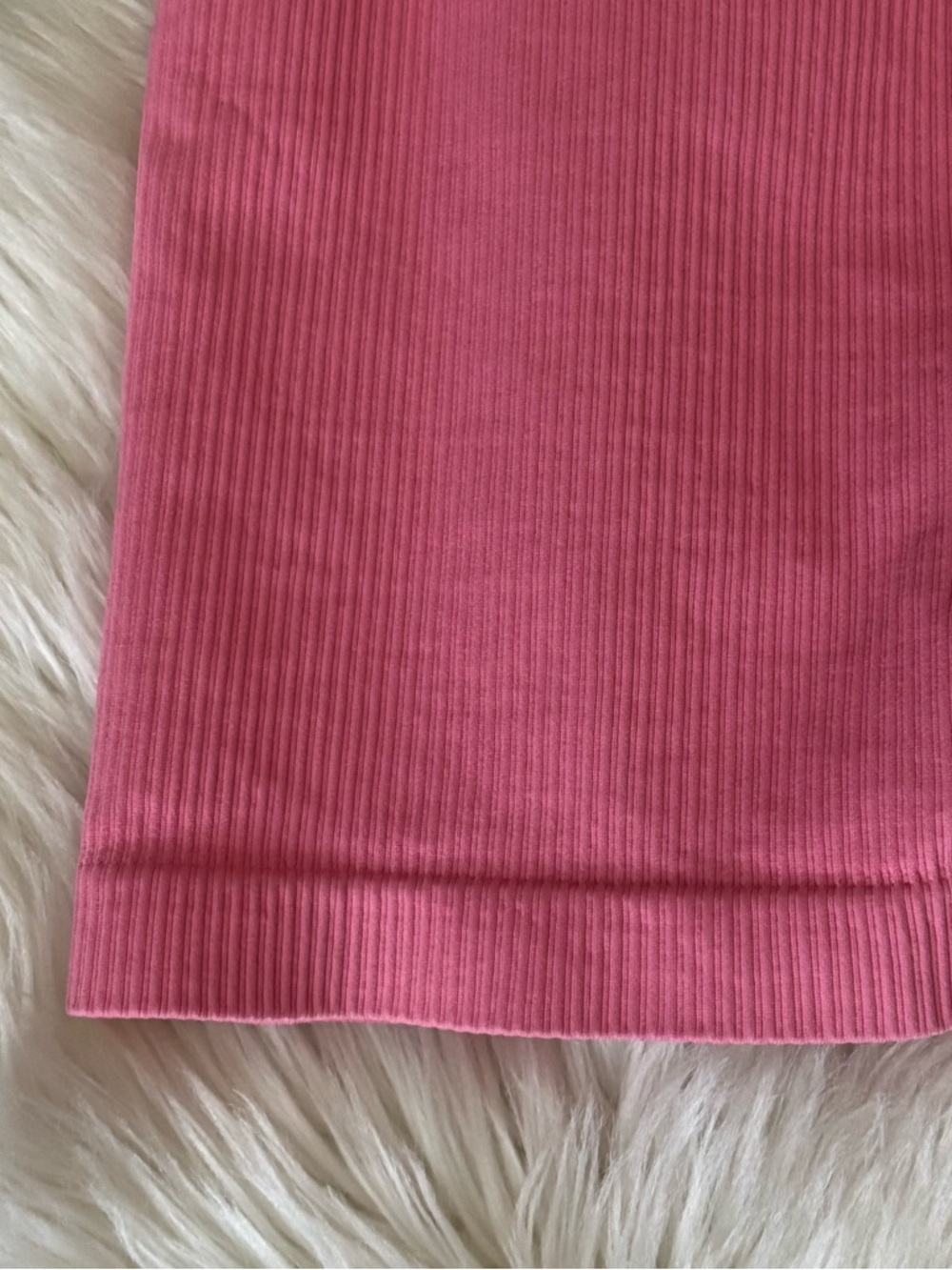 High Rise Ribbed Seamless Bike Shorts - Picture 4 of 5